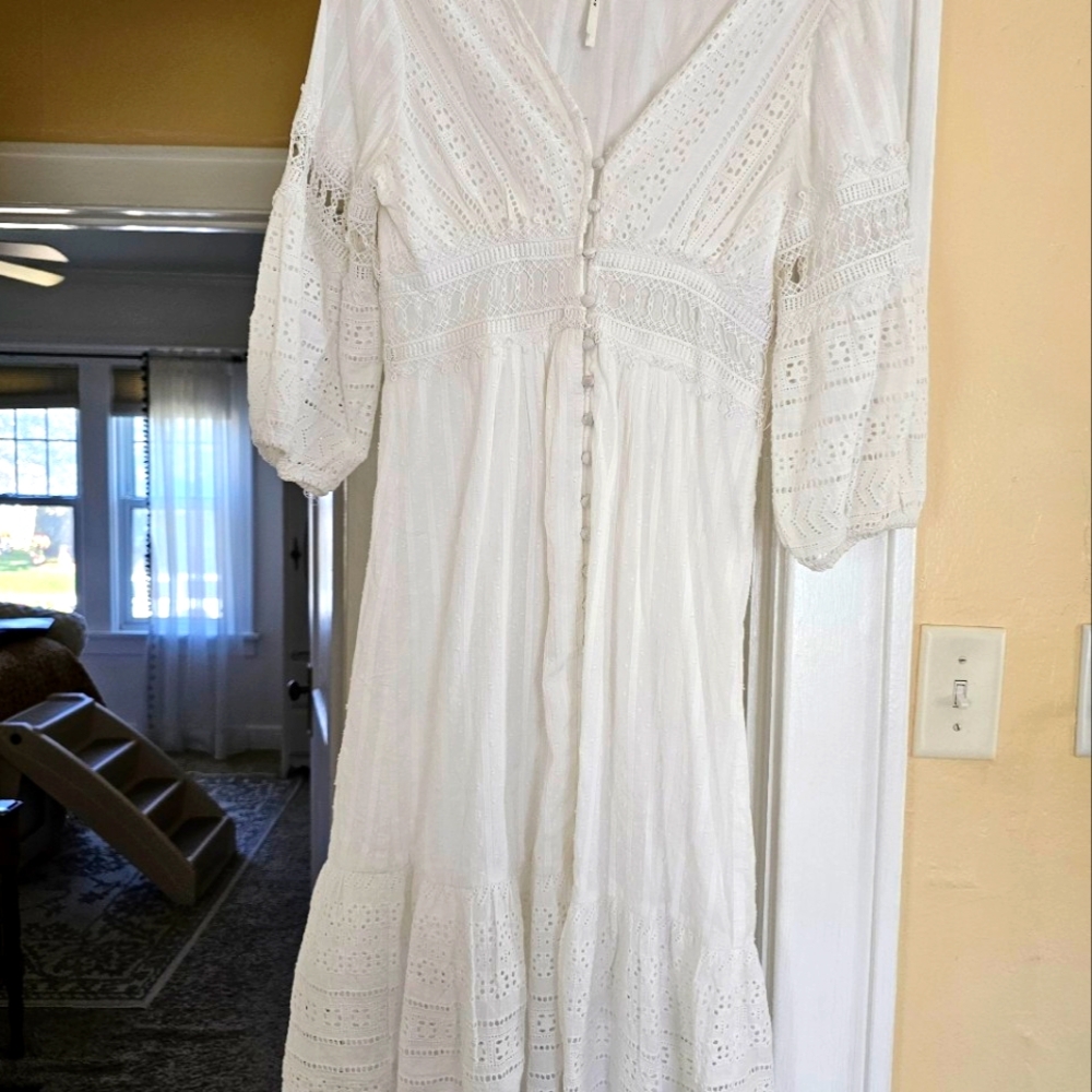 Anthropologie White Eyelet dress, Sz 4P